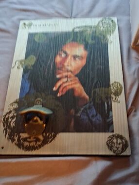 Vintage-style Wall Bottle Opener with Brown and Black Portrait Accent BOB MARLEY